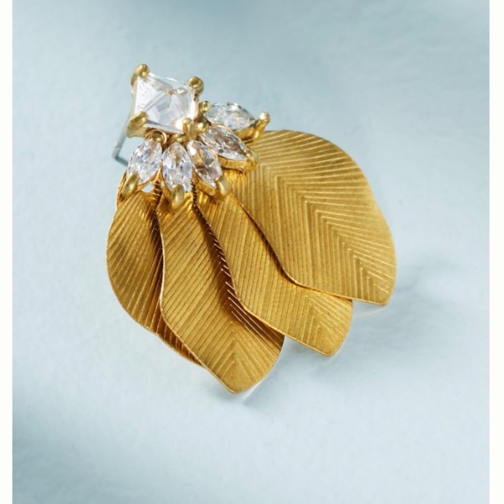 NWT Anthropologie Fanned Frond Earrings, rare find - Picture 3 of 4